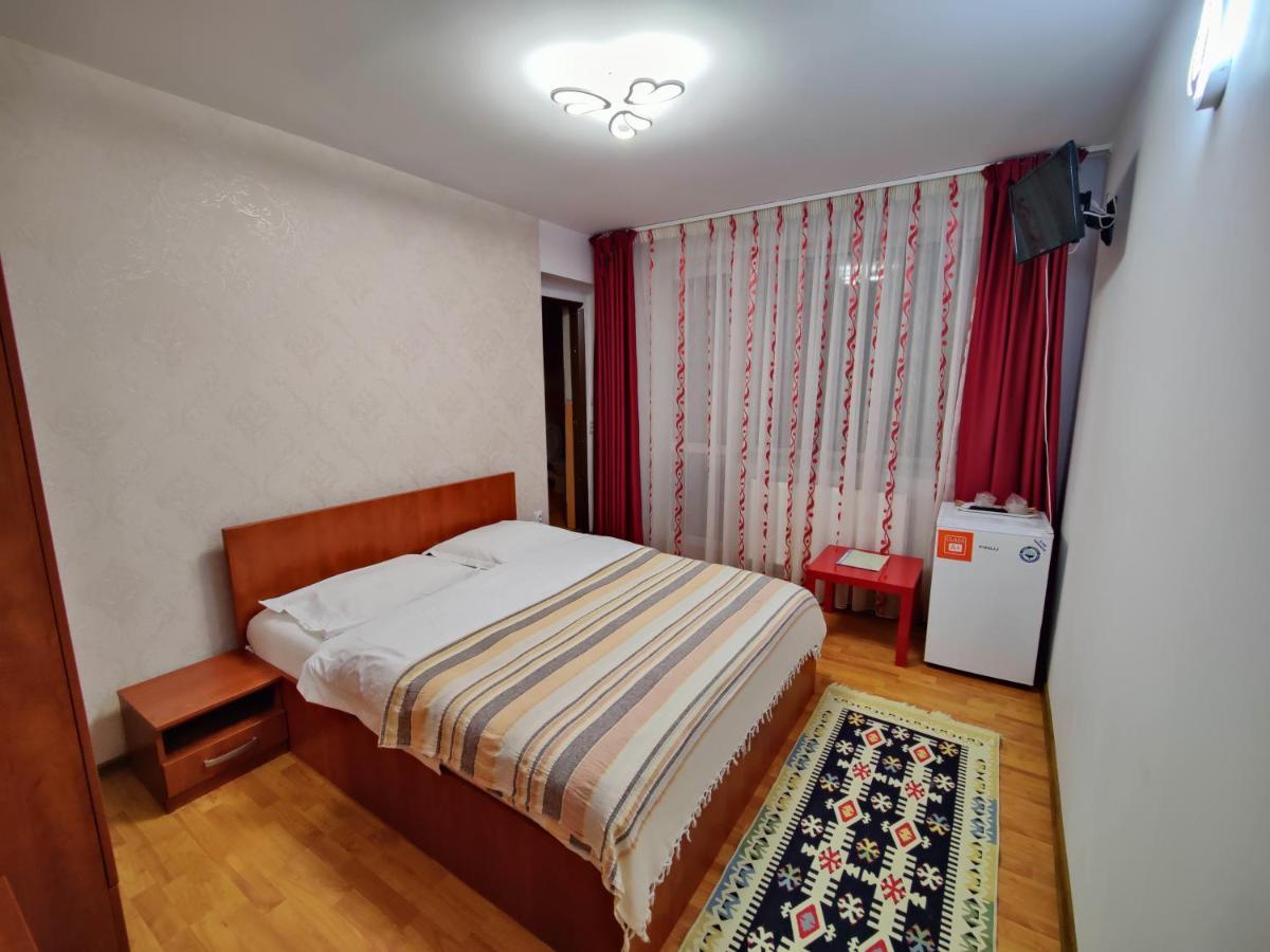 Casa Adina Hotel Sinaia Exterior foto